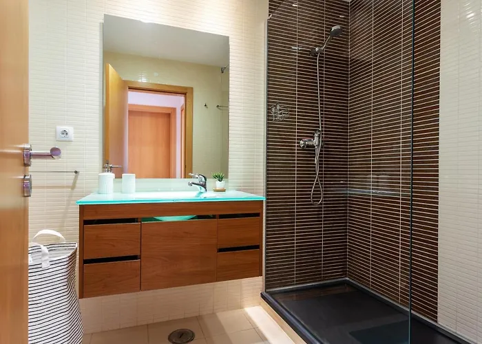 Alegria Amazing With Swimming Pool דירה Olhão